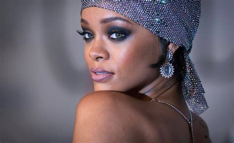 rihanna nude video|RIHANNA Nude